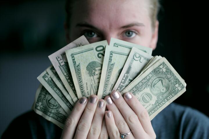 Safe Withdrawal Rates vs Dividend Income: The Great Debate