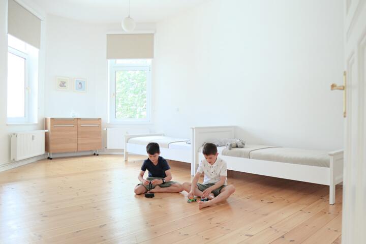 Minimalism with Kids: How to Limit Toys and Focus on Experiences